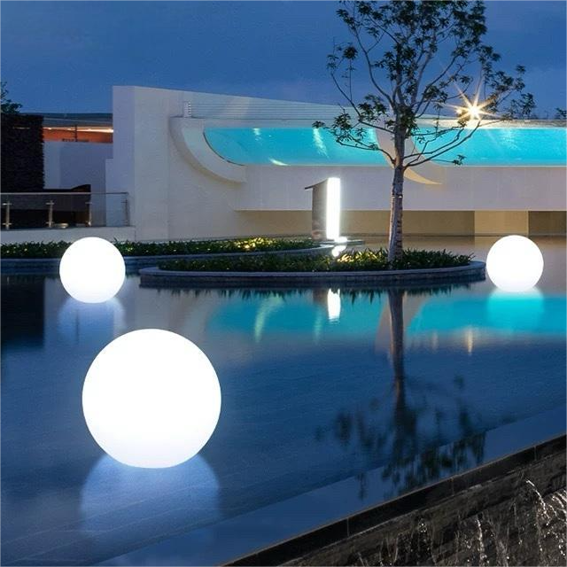 Induction Charge Floating Globe Lamp