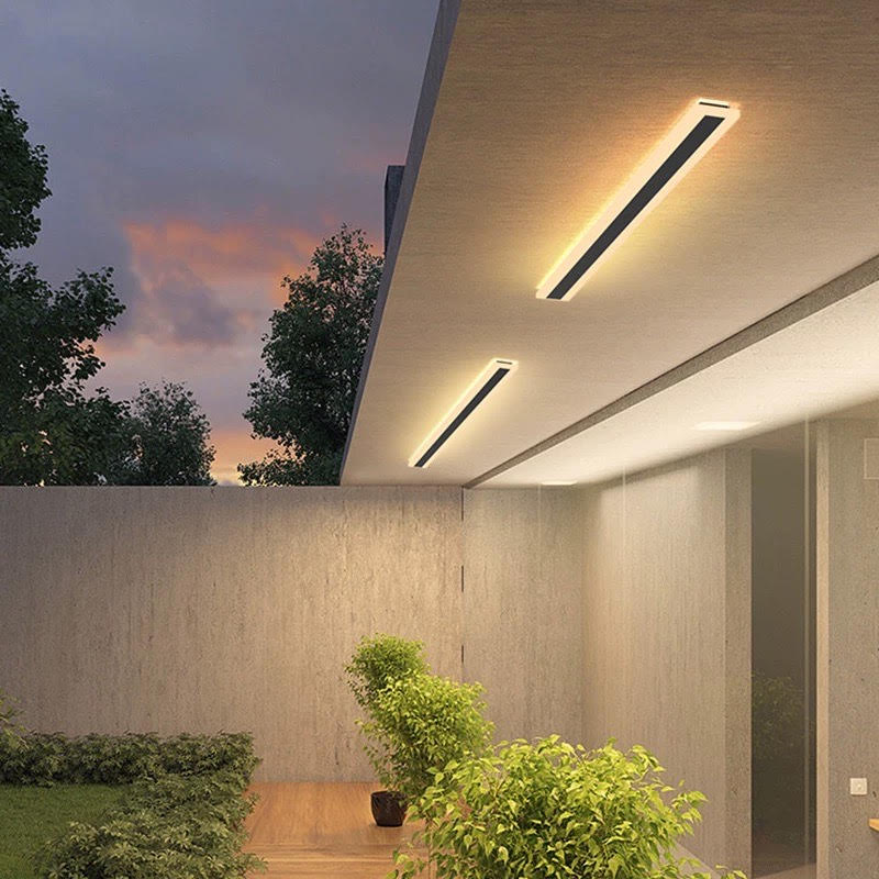 RAYN Solar Strip Wall Light